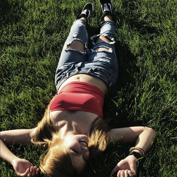 Meet your Posher, Gwendalynn - Picture 2 of 3